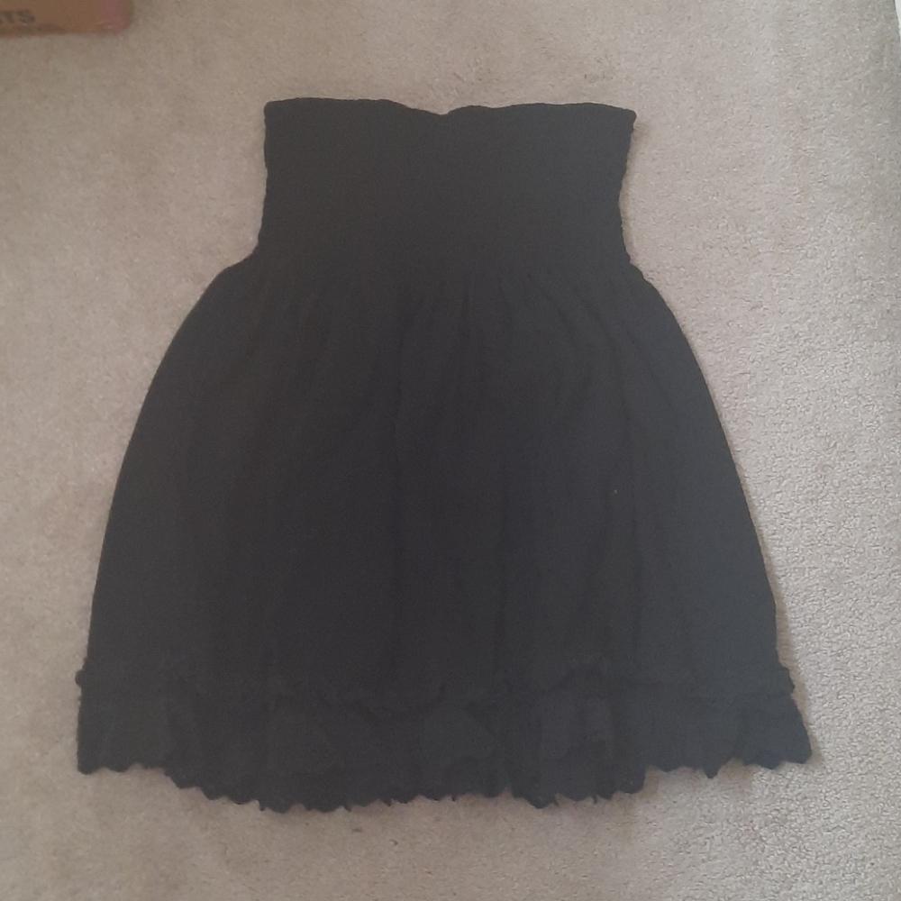 Skirt‎